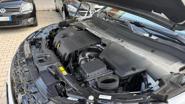 LAND ROVER Discovery Sport usata, con Bluetooth