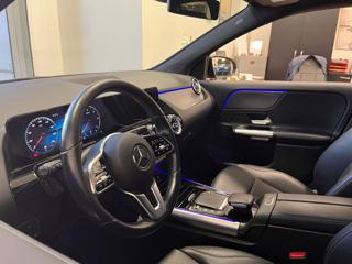 MERCEDES-BENZ GLA 200 usata, con Autoradio