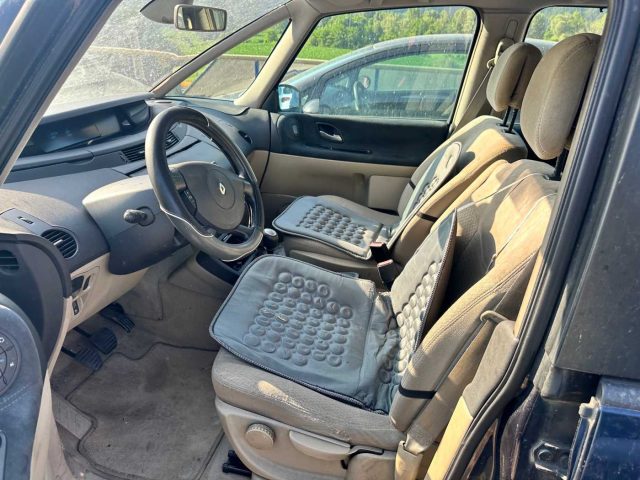 RENAULT Grand Espace usata, con Autoradio