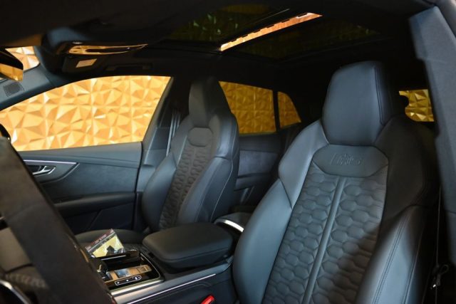 AUDI RS Q8 usata 26