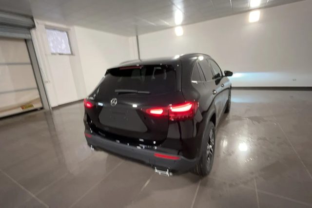 MERCEDES-BENZ GLA 200 usata, con Airbag Passeggero