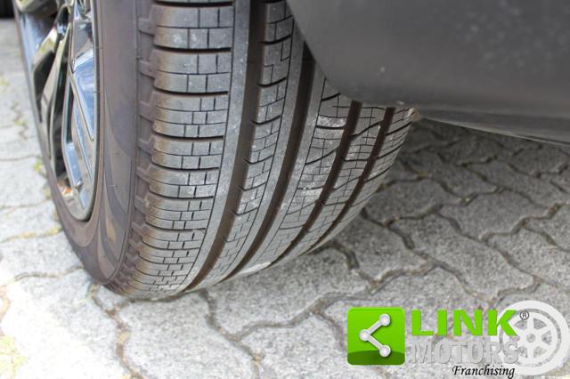 LAND ROVER Range Rover Sport usata, con Chiusura centralizzata