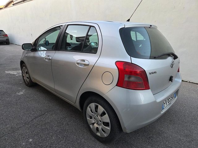 TOYOTA Yaris usata, con Fendinebbia