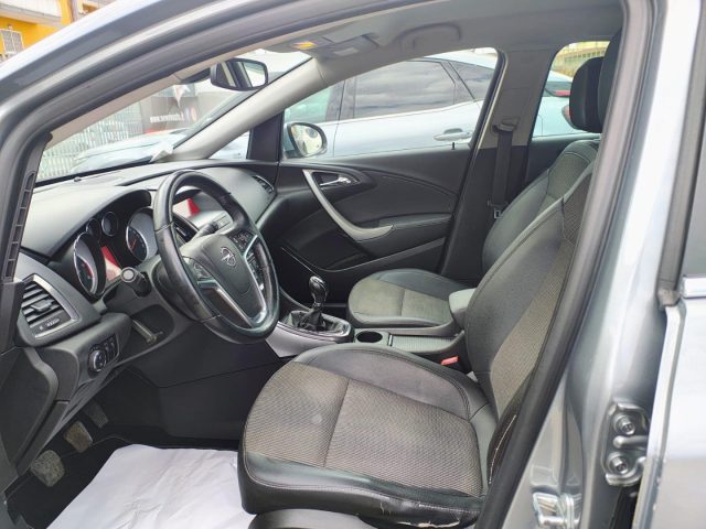 OPEL Astra usata, con Controllo automatico clima
