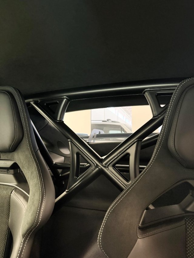 PORSCHE 992 usata, con Park Distance Control