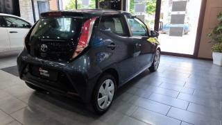 TOYOTA Aygo usata, con Autoradio
