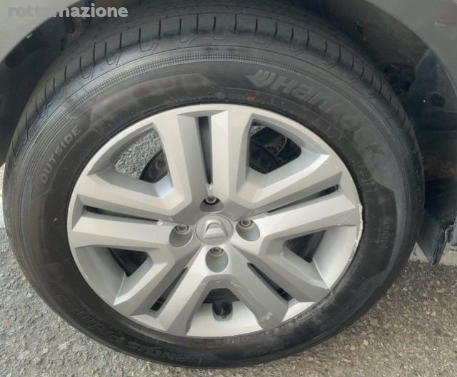 DACIA Sandero usata, con Volante in pelle
