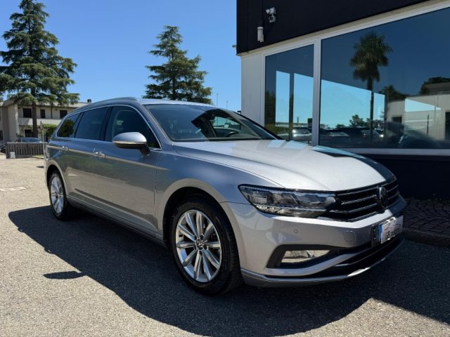 VOLKSWAGEN Passat Variant usata, con Airbag Passeggero