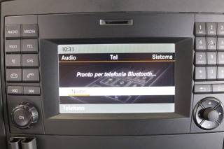 MERCEDES-BENZ Vito usata, con Bluetooth