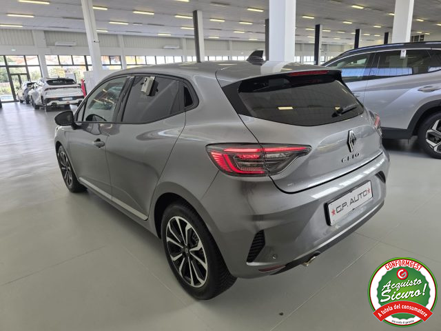 RENAULT Clio usata, con Alzacristalli elettrici