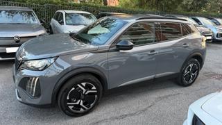 PEUGEOT 2008 usata, con Leve al volante