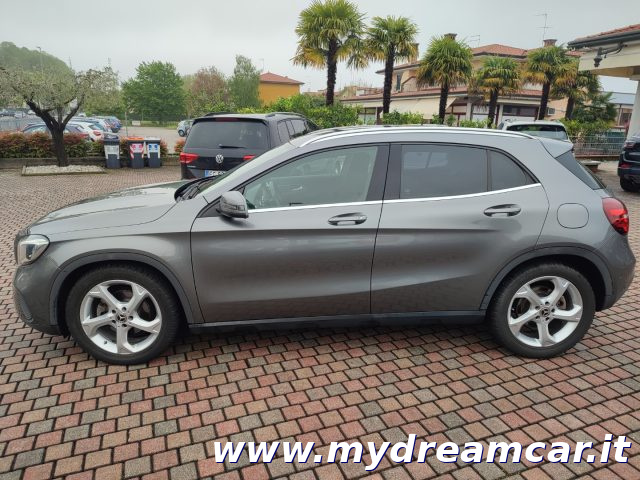 MERCEDES-BENZ GLA 220 usata, con Chiusura centralizzata
