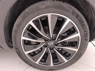 OPEL Grandland usata, con Leve al volante