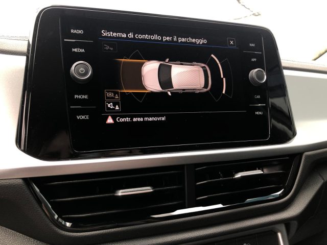 VOLKSWAGEN T-Roc usata, con Isofix