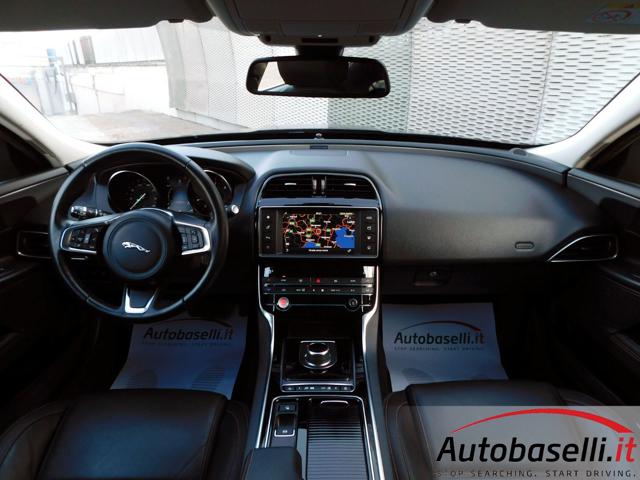 JAGUAR XE usata, con Sistema di riconoscimento della stanchezza