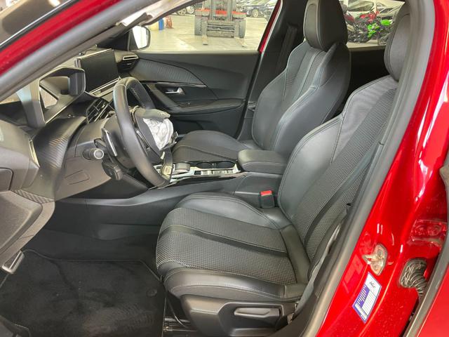 PEUGEOT 2008 usata, con Cruise Control