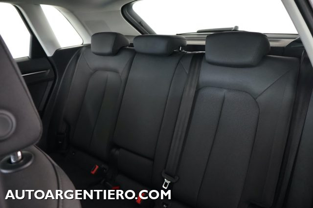 AUDI Q3 usata, con Specchietti laterali elettrici