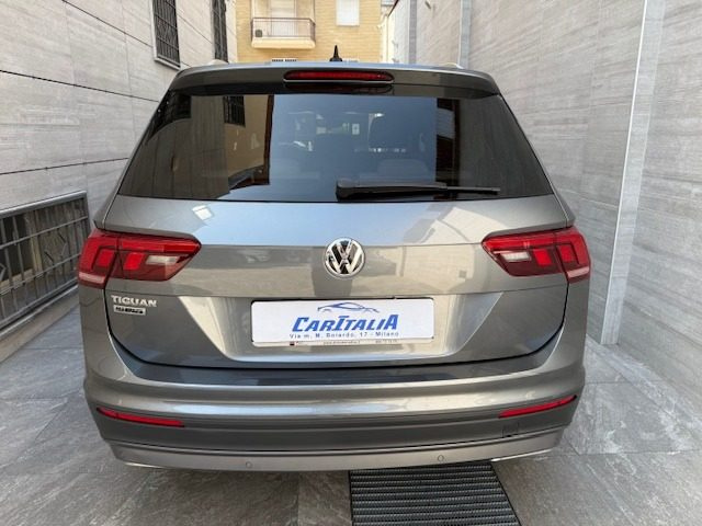 VOLKSWAGEN Tiguan Allspace usata, con Alzacristalli elettrici