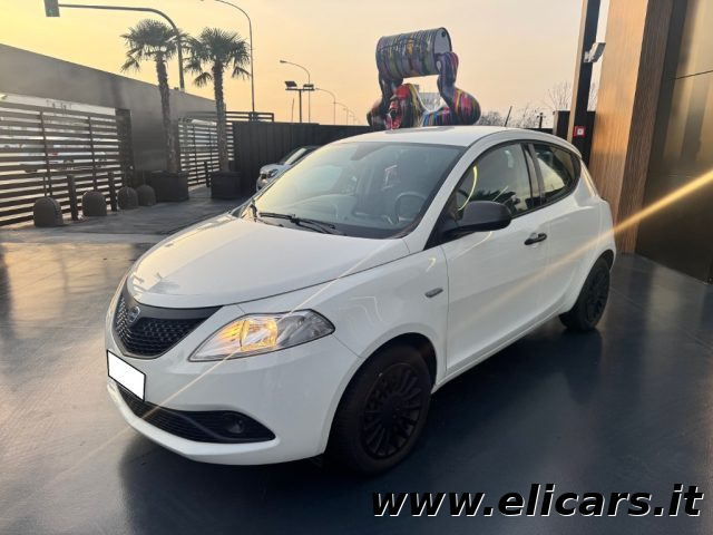 LANCIA Ypsilon usata, con ABS