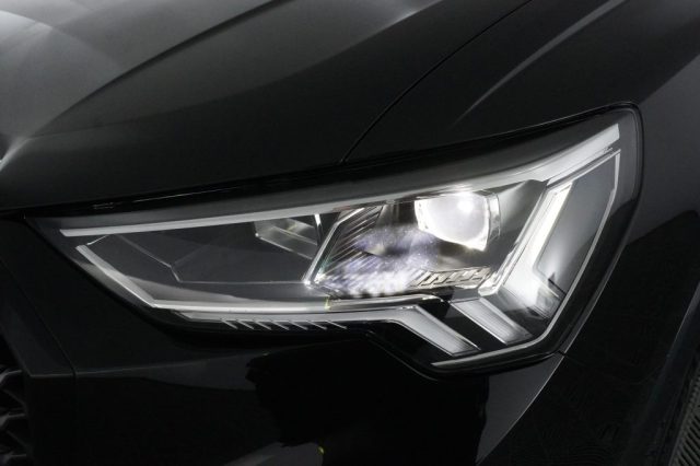 AUDI Q3 usata 8