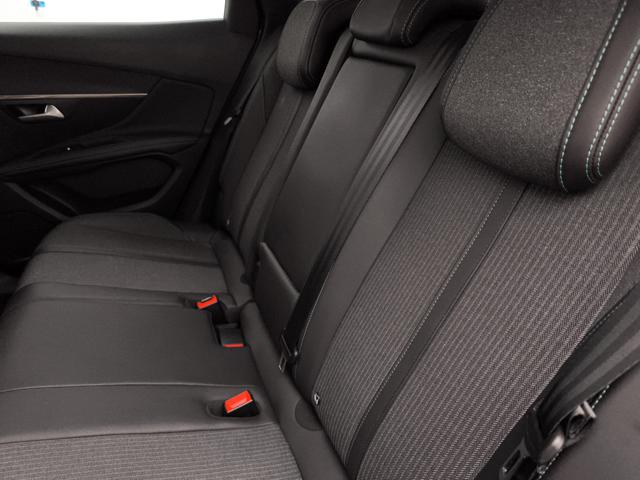 PEUGEOT 3008 usata, con Sistema di navigazione