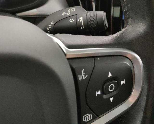 VOLVO XC60 usata, con Sistema di navigazione