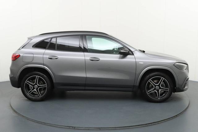 MERCEDES-BENZ GLA 250 usata, con Cerchi in lega