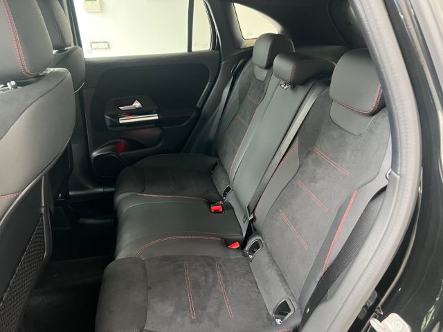 MERCEDES-BENZ GLA 180 usata, con ESP