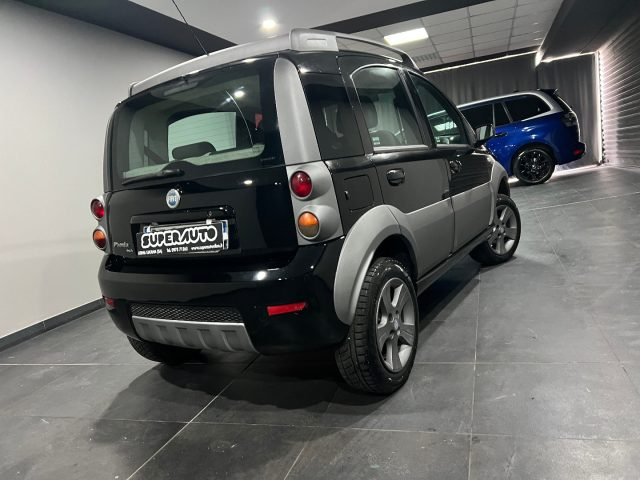 FIAT Panda Cross usata, con Boardcomputer