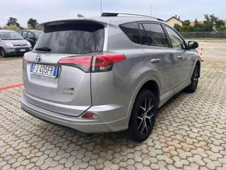 TOYOTA RAV 4 MY23 usata, con Cerchi in lega