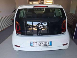 VOLKSWAGEN up! usata, con Sedile posteriore sdoppiato