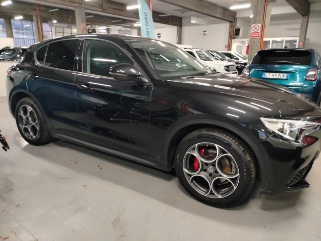 ALFA ROMEO Stelvio usata, con Fari Xenon