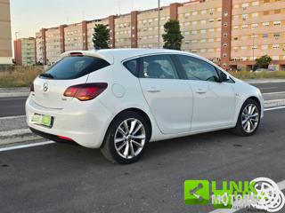 OPEL Astra usata, con Alzacristalli elettrici