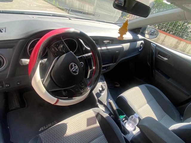 TOYOTA Auris usata 6