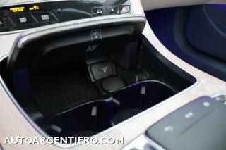 MERCEDES-BENZ E 220 usata, con Climatizzatore