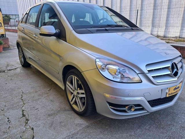 MERCEDES-BENZ B 180 usata, con Airbag laterali