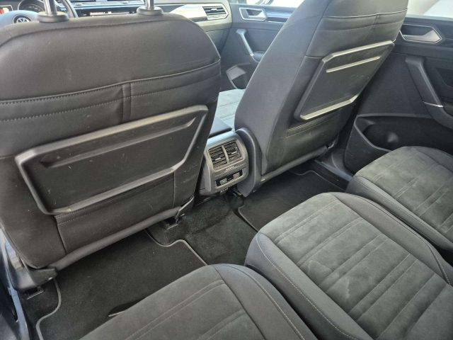 VOLKSWAGEN Touran usata, con Fendinebbia