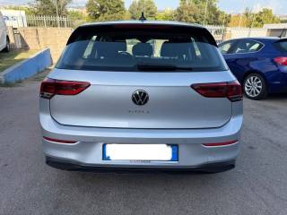 VOLKSWAGEN Golf usata 2