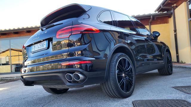 PORSCHE Cayenne usata, con Alzacristalli elettrici