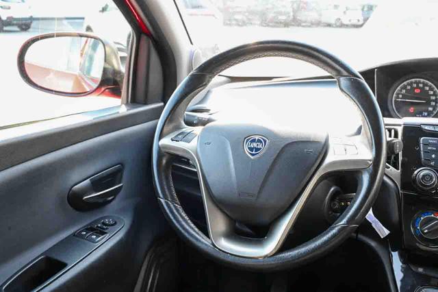 LANCIA Ypsilon usata 16
