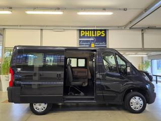 PEUGEOT Boxer usata, con Autoradio