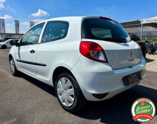 RENAULT Clio usata, con Alzacristalli elettrici