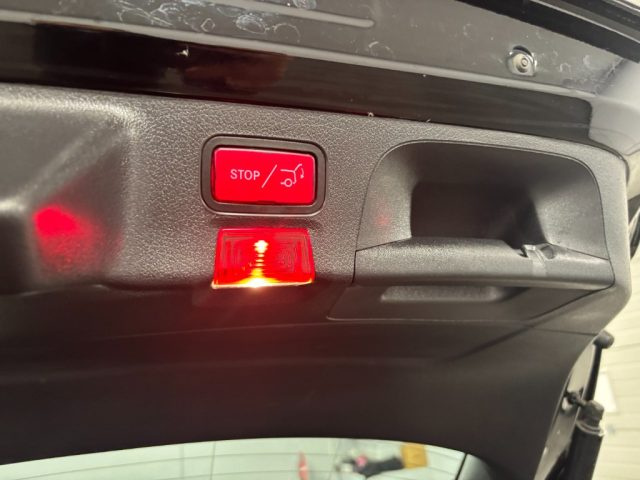 MERCEDES-BENZ CLA 200 usata, con Fari Xenon