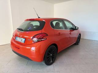 PEUGEOT 208 usata 11