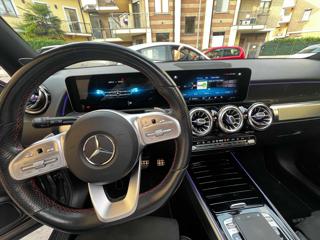 MERCEDES-BENZ GLB 200 usata, con Controllo trazione
