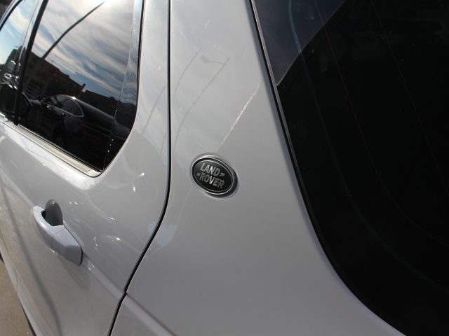 LAND ROVER Discovery Sport usata, con Bluetooth