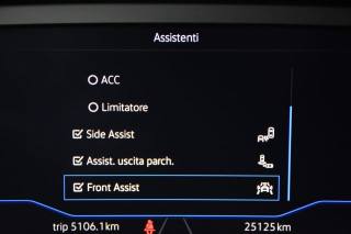 VOLKSWAGEN T-Roc usata, con Controllo elettronico della corsia