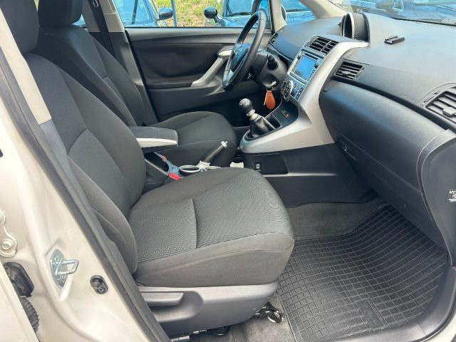 TOYOTA Verso usata, con ESP