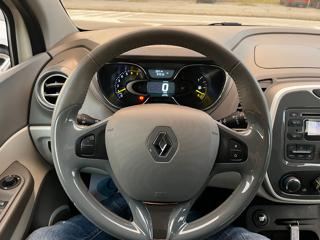 RENAULT Captur usata, con Boardcomputer