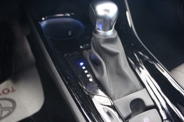 TOYOTA C-HR usata, con Controllo trazione